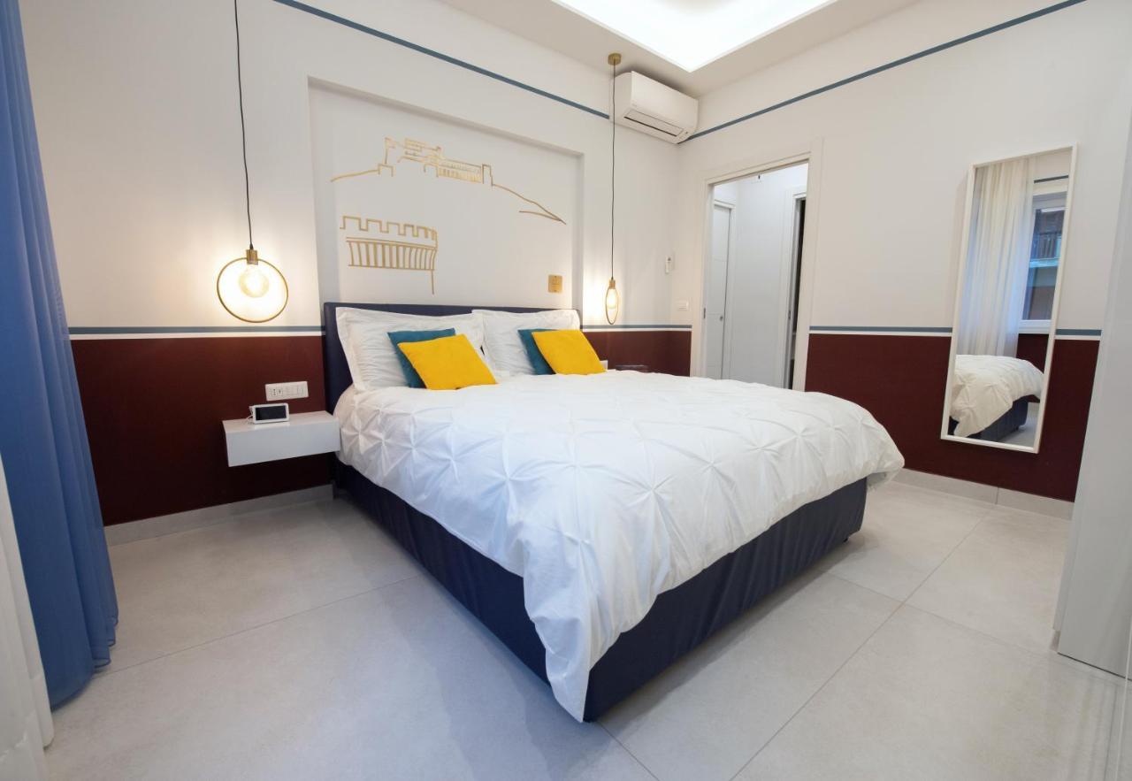 Napoli City Center - Appartamenti E Camere Kültér fotó