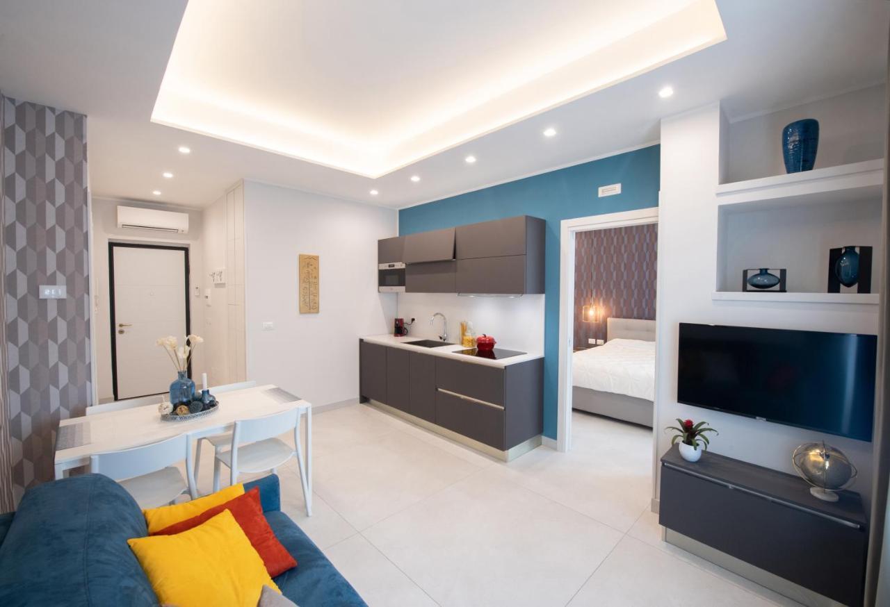 Napoli City Center - Appartamenti E Camere Kültér fotó