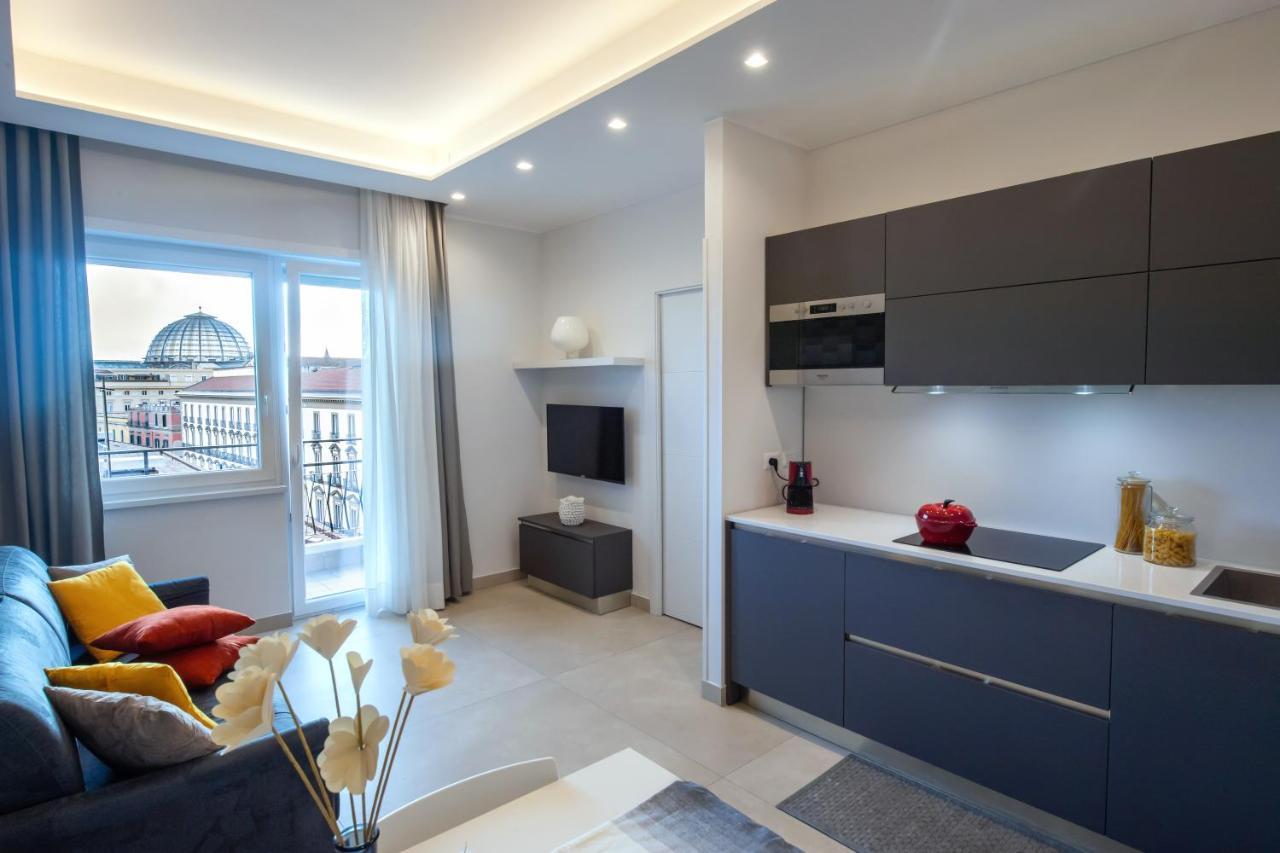 Napoli City Center - Appartamenti E Camere Kültér fotó