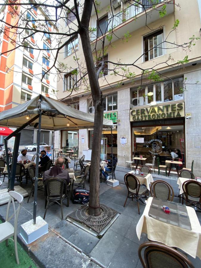 Napoli City Center - Appartamenti E Camere Kültér fotó